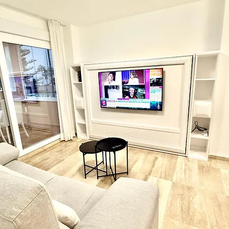 Apartament Alicate Beachfront - Luxury Apartment-2